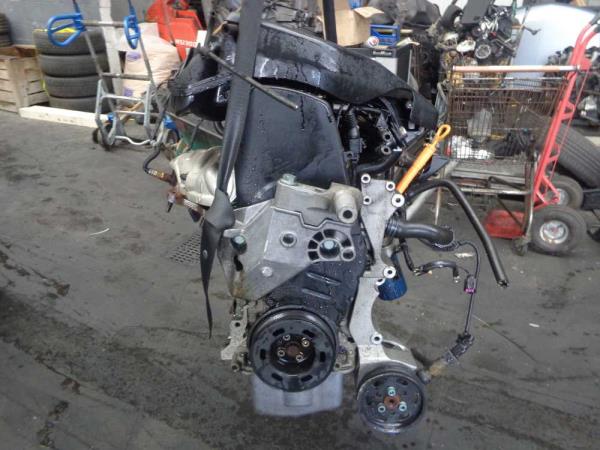 MOTEUR VW/AUDI/SEAT/SKODA 1.6 ESSENCE 1.6L SR - Vue 3